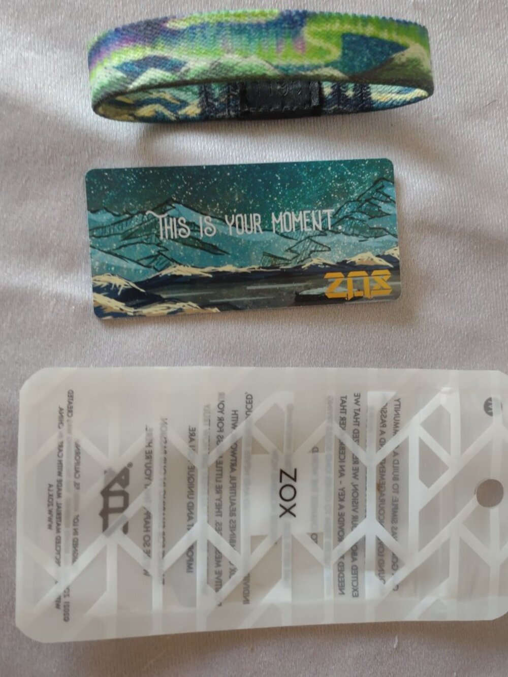 ZOX Wrist Band Bracelet LIVE IN THE MOMENT Aurora Inspiration Med